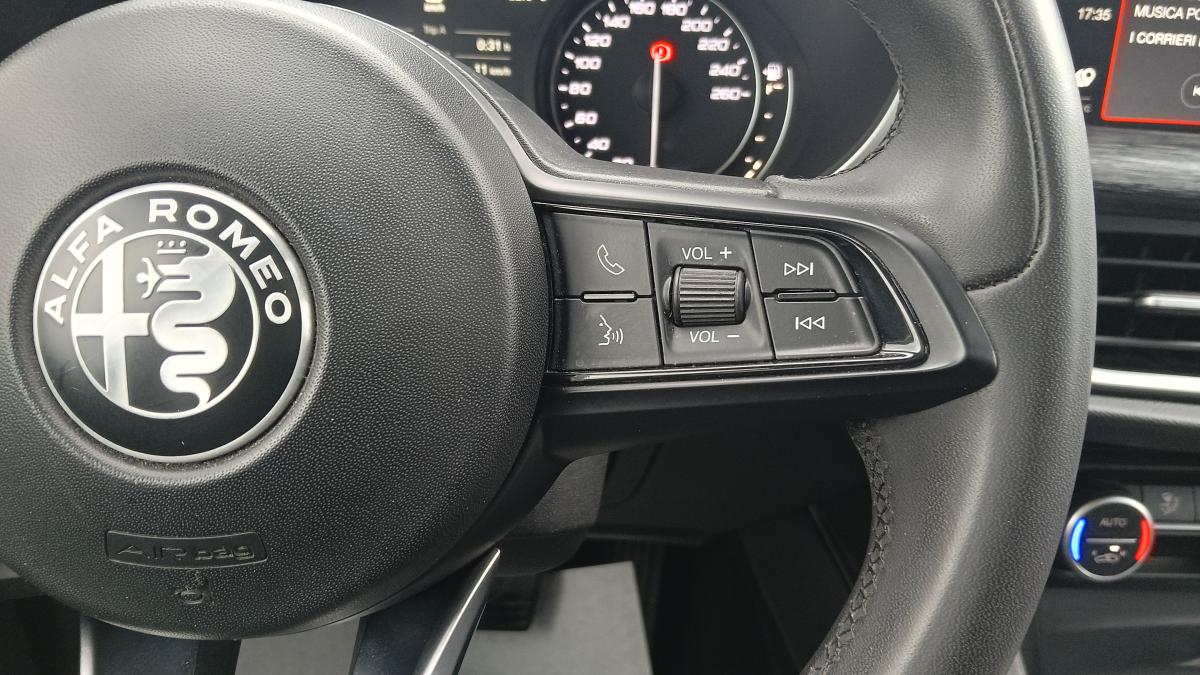 Alfa Romeo Stelvio 2.2 Turbodiesel 190 CV AT8 Q4 Business
